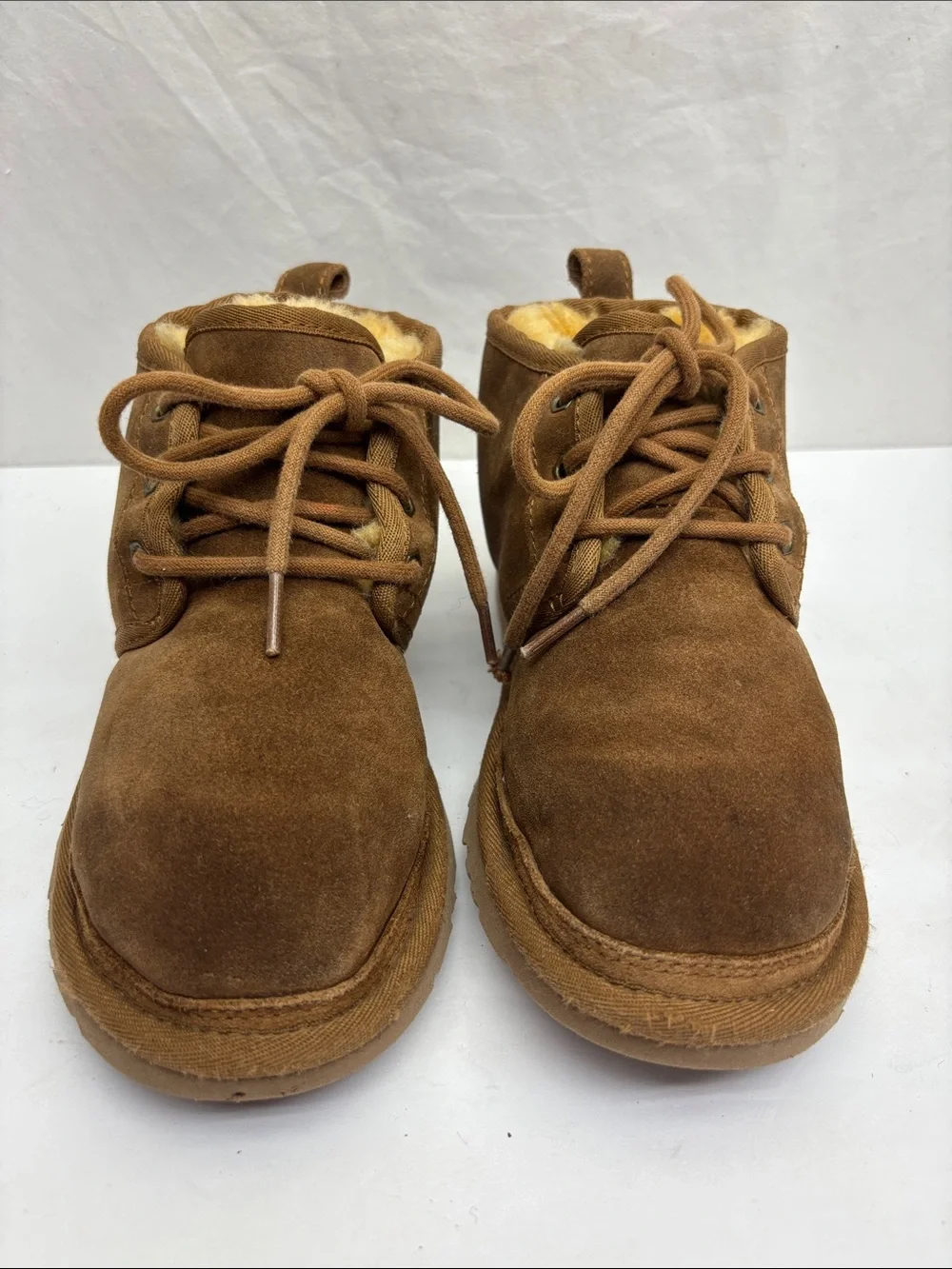 UGG kids Suede Lace-Up Ankle Boots, SZ 3 little boy, box 3 G